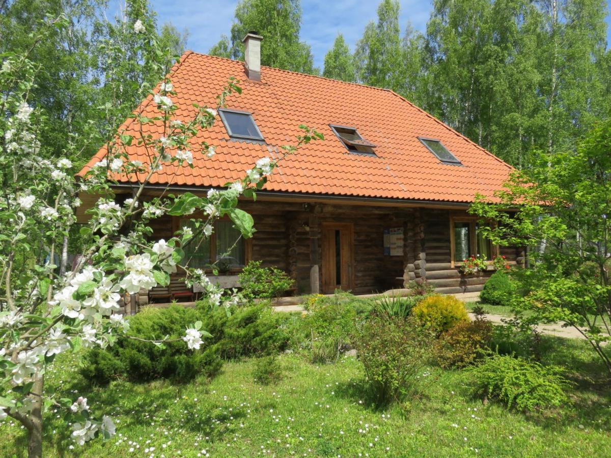 Guest House Leveri Valgalciems Exterior foto